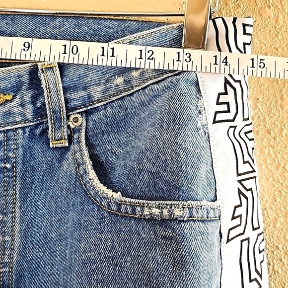 Lf Ripped Jeans. - Picture 5 of 11